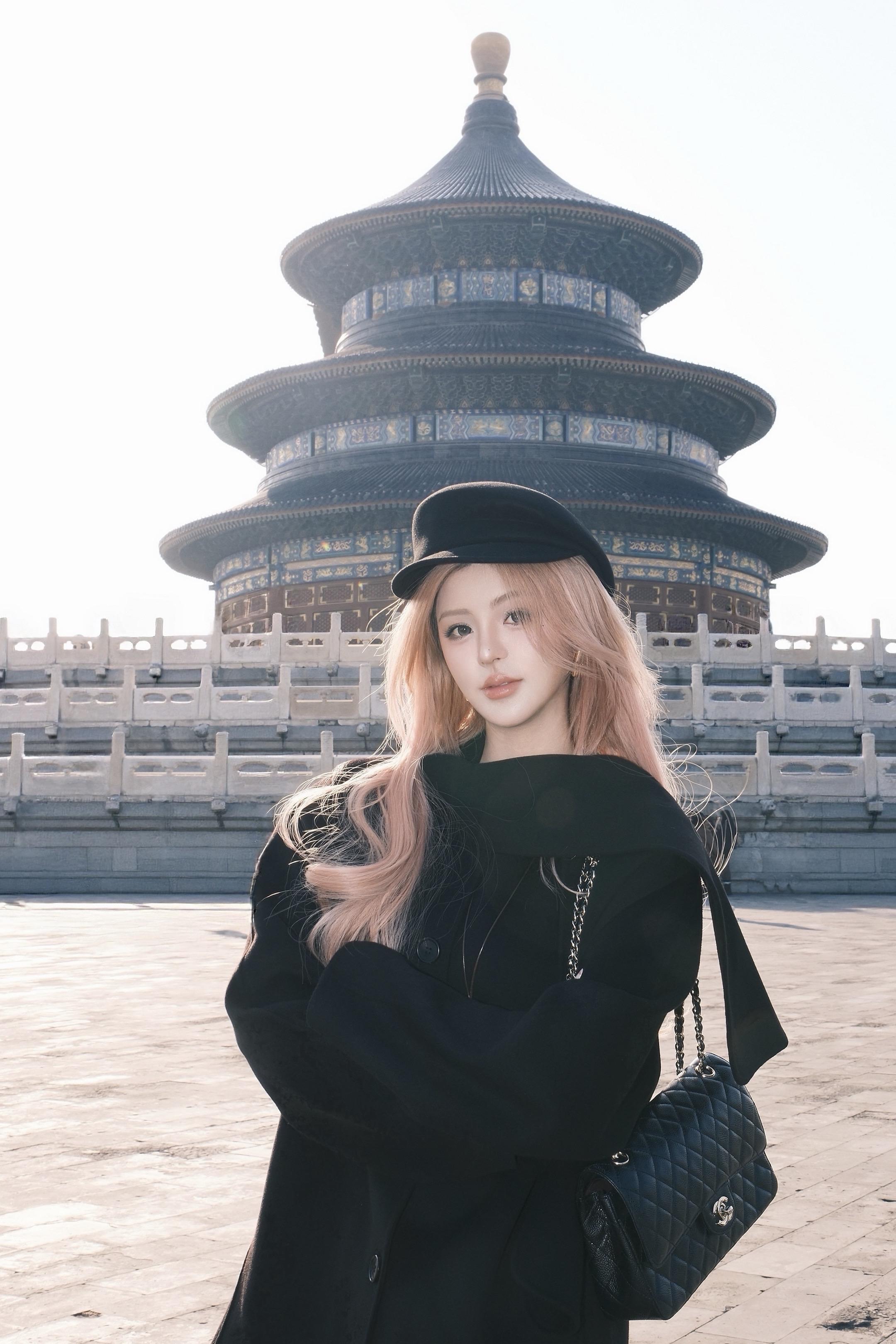 灯火葳蕤揉皱你眼眉