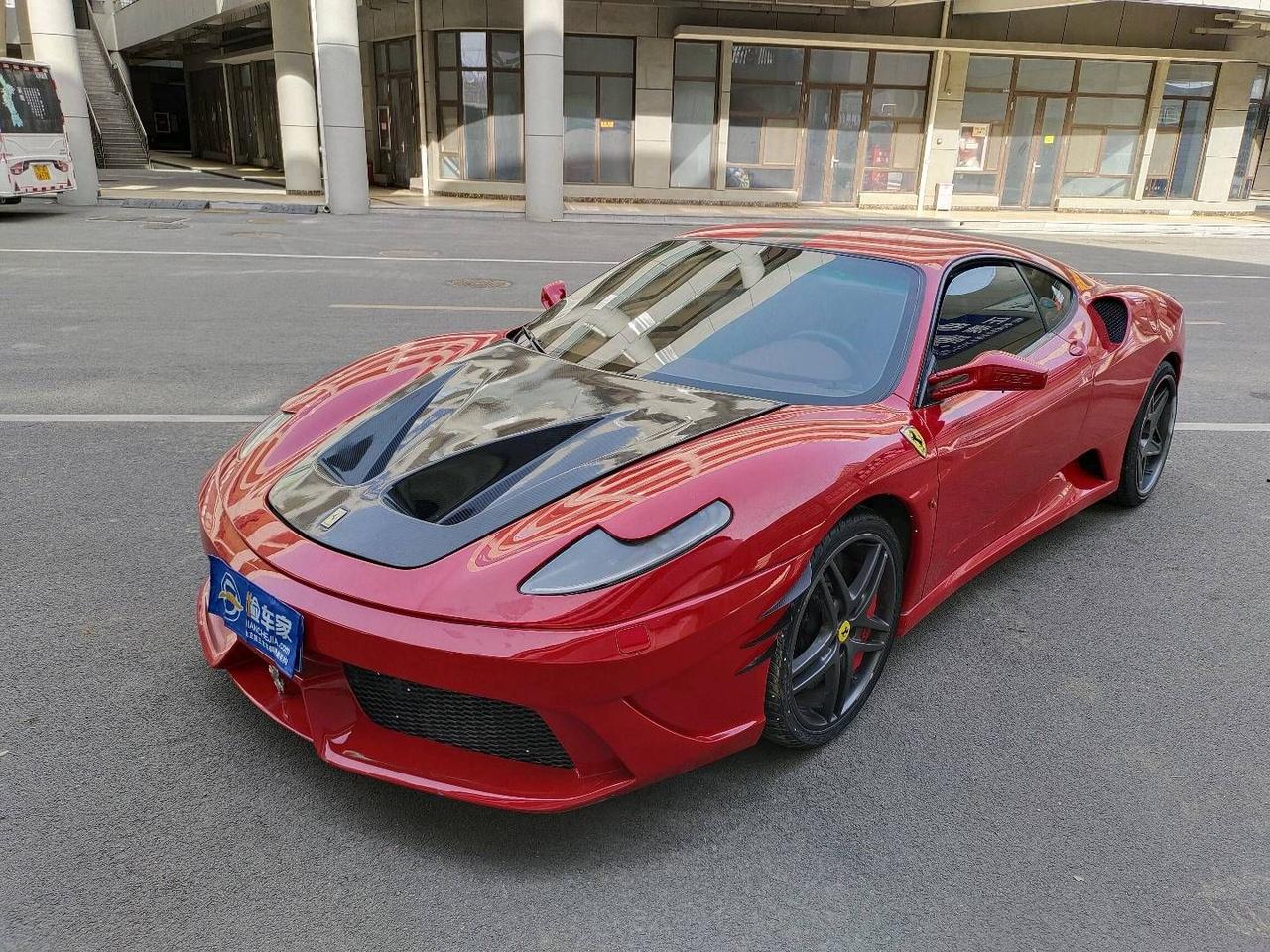 不论多老，不论多烂，它也是普通人难以企及的法拉利！
前两天验了一台法拉利F430