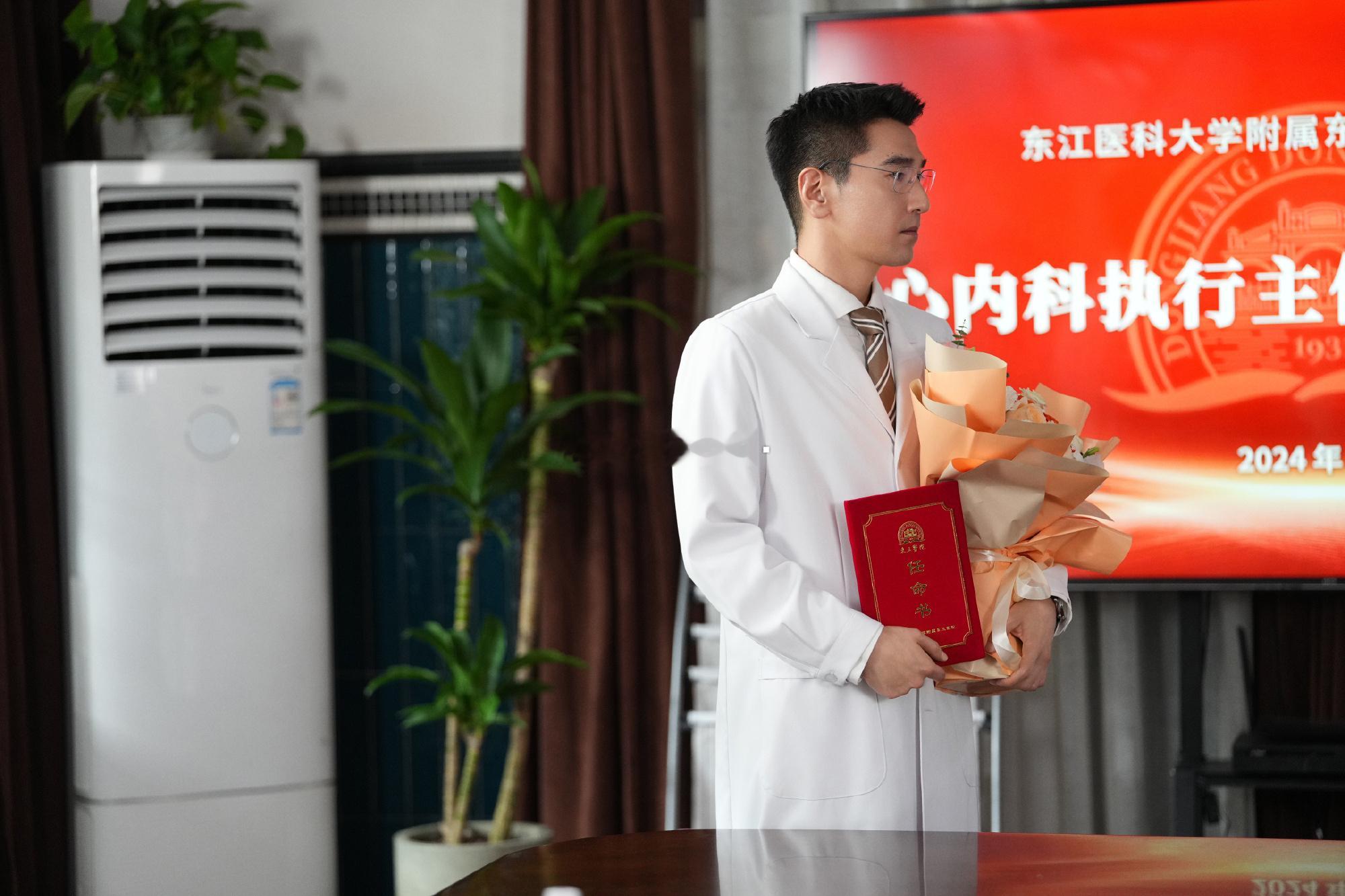 赵又廷喊话工作室赵又廷工作室这波操作也太抽象了，把赵又廷整得一点脾气都没有哈哈，
