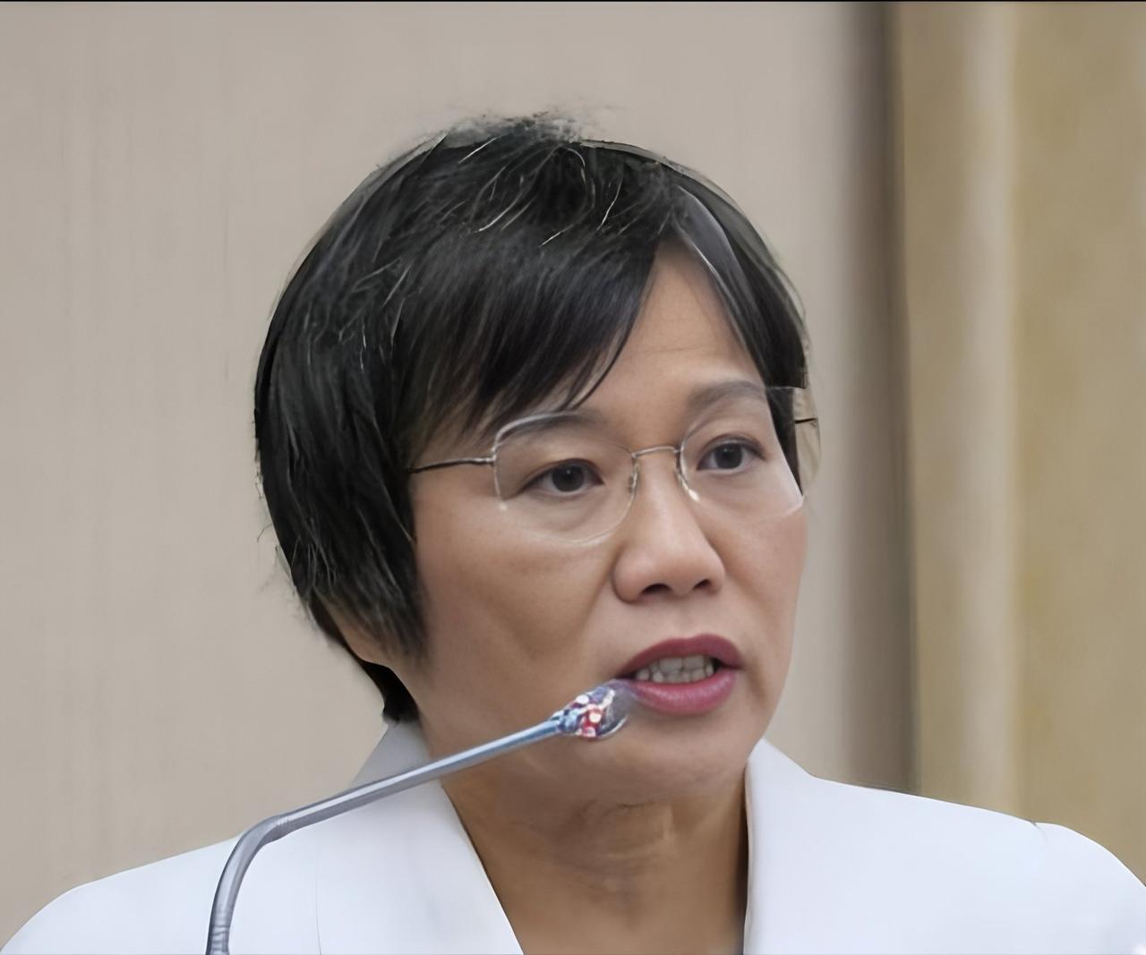 台独分子刘世芳摊事了！她把“台独”的脸撕得挺干净！

刘世芳是谁？台湾那边管内部