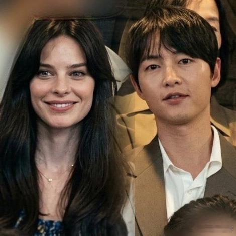 看到这张图片会心生疑问：为什么叔叔的新老婆不教他怎么保持脸部的骨感，而不是馒感？