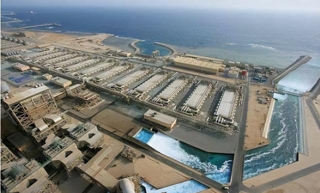 1953年，以色列想买几门加农炮，加拿大漫天要价200万美元。以色列认为太贵，找