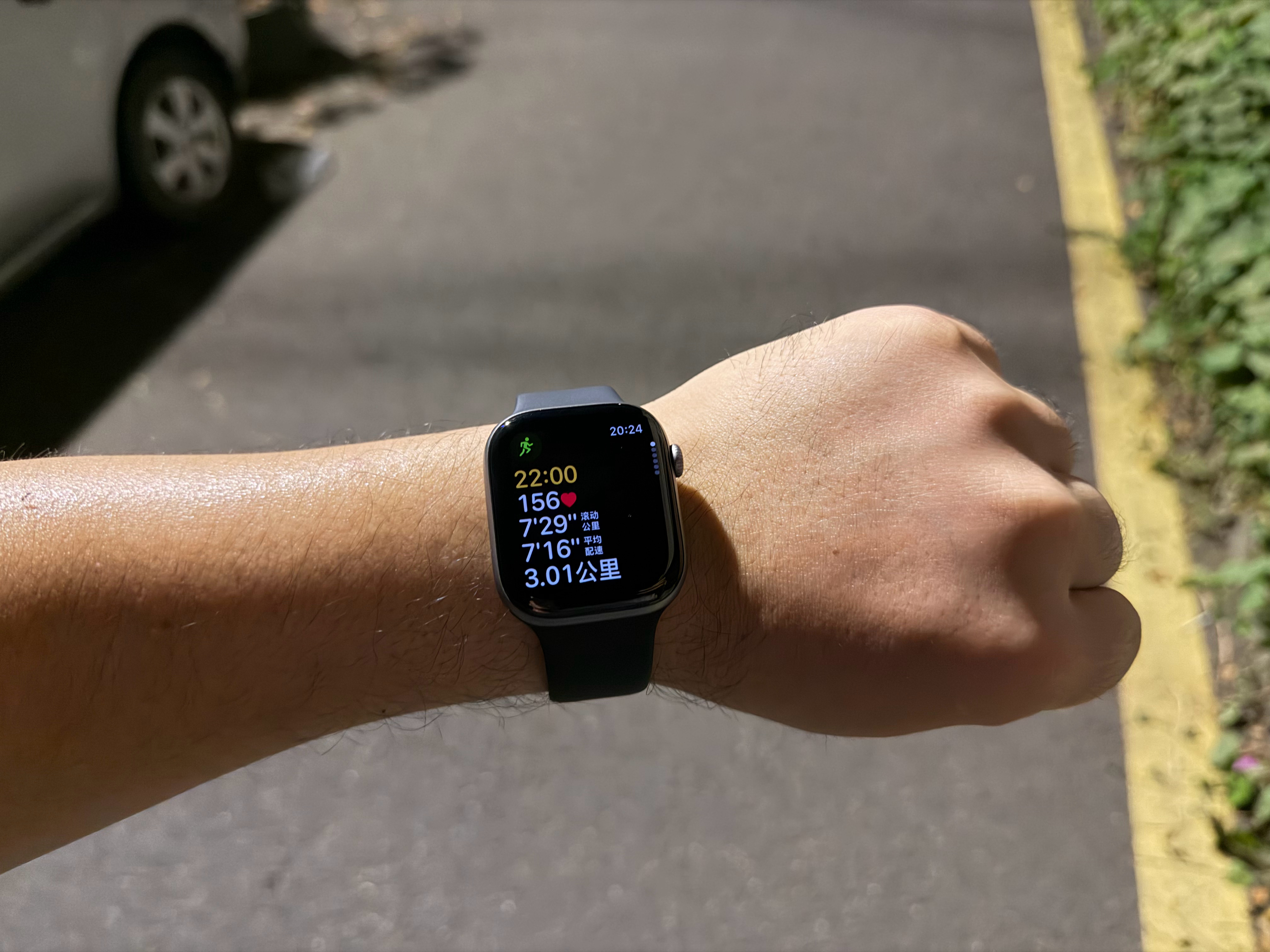 今天只干了3km、行程被一个来山里拍摄的媒体老师打断了，得伺候她去[允悲] ​​