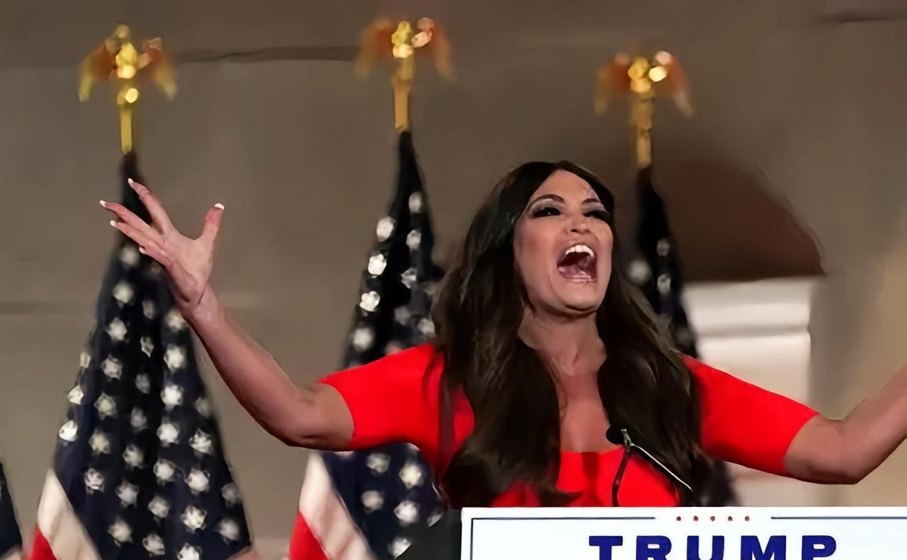 就在刚刚
 
美国驻希腊大使突然放话了。
 
据政客新闻网11月14日报道，该大