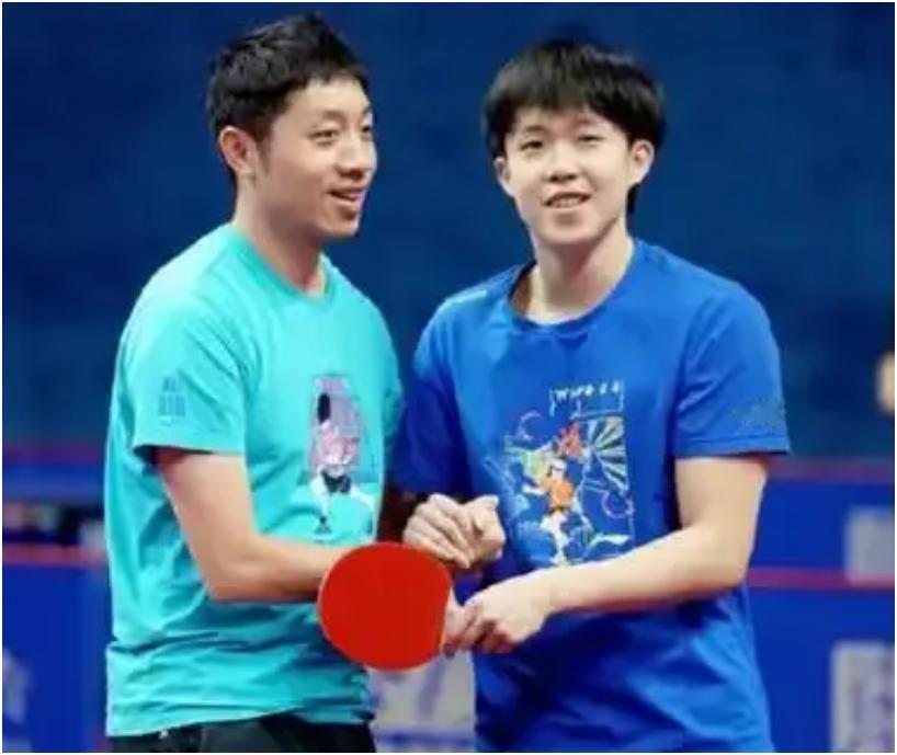 有一说一，王楚钦的成就已经超过许昕。但很多人对王楚钦的评价苛刻得多。
1、王楚钦