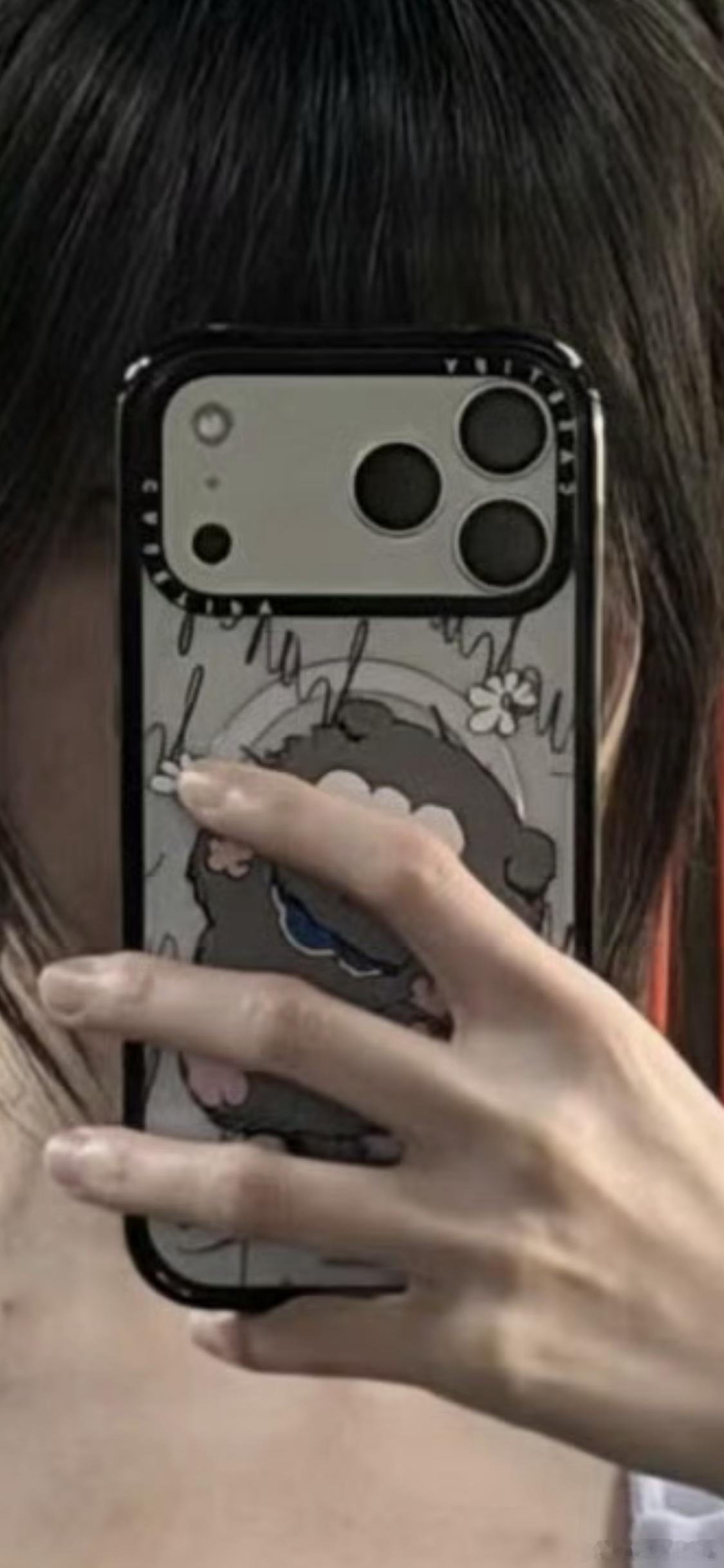 富人新标识：iPhone戴casetify手机壳！ 