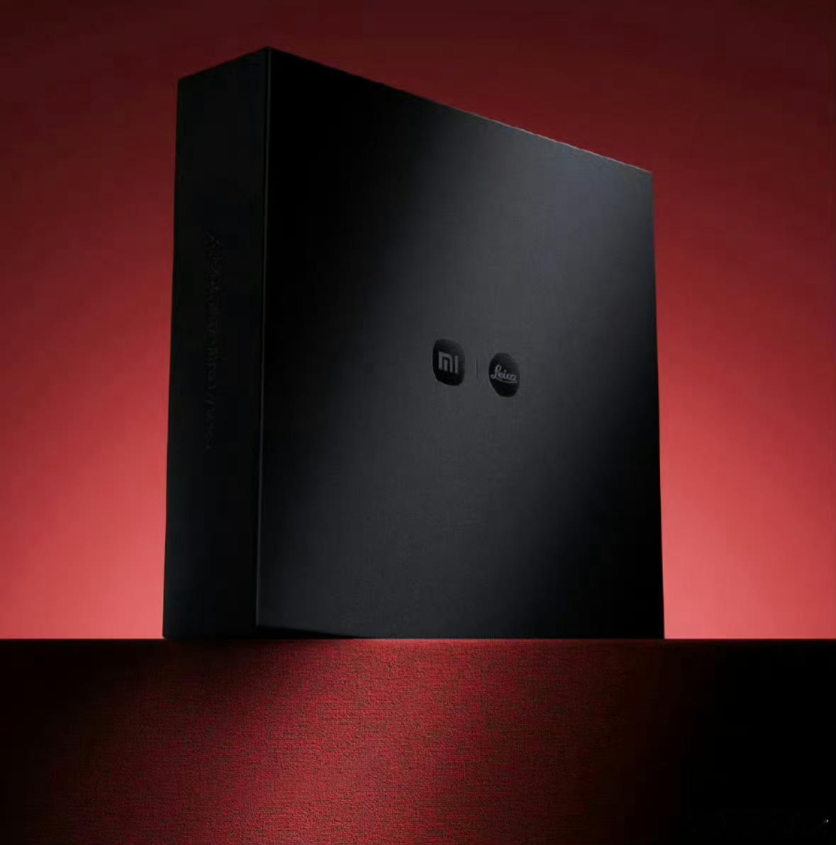 说句实在的，小米17Ultra徕卡版售价或过万 我一点都不意外。机械变焦环 + 