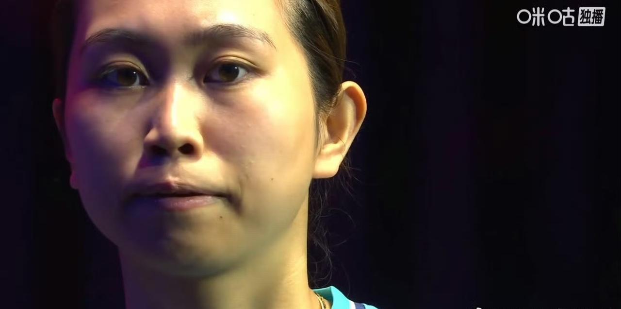 果然！佐藤瞳🇯🇵连拿两局[吃瓜群众]！
前两局佐藤瞳🇯🇵11-8，11-
