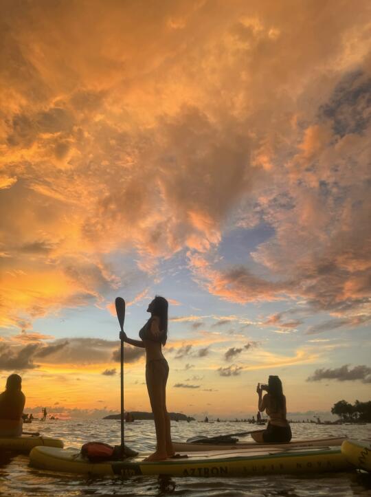 在亚庇的日落桨板上追到了最美的sunset