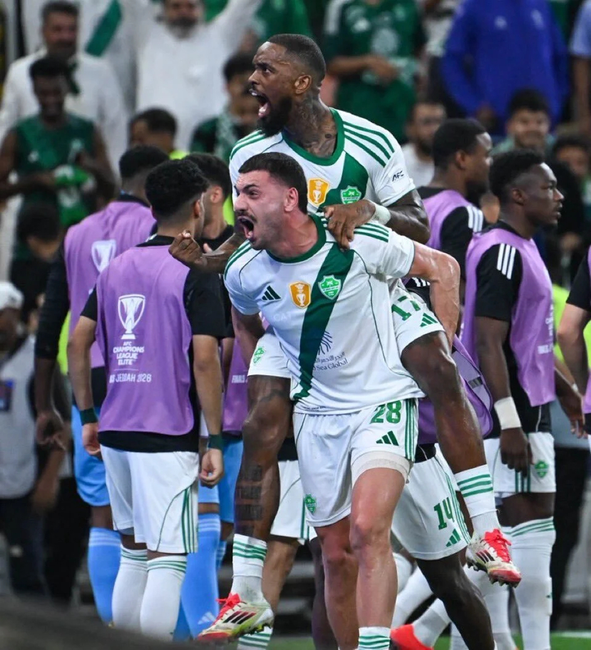 亚冠半决赛：吉达国民2-1逆转神户胜利船晋级决赛北京时间4月21日凌晨，亚冠精英