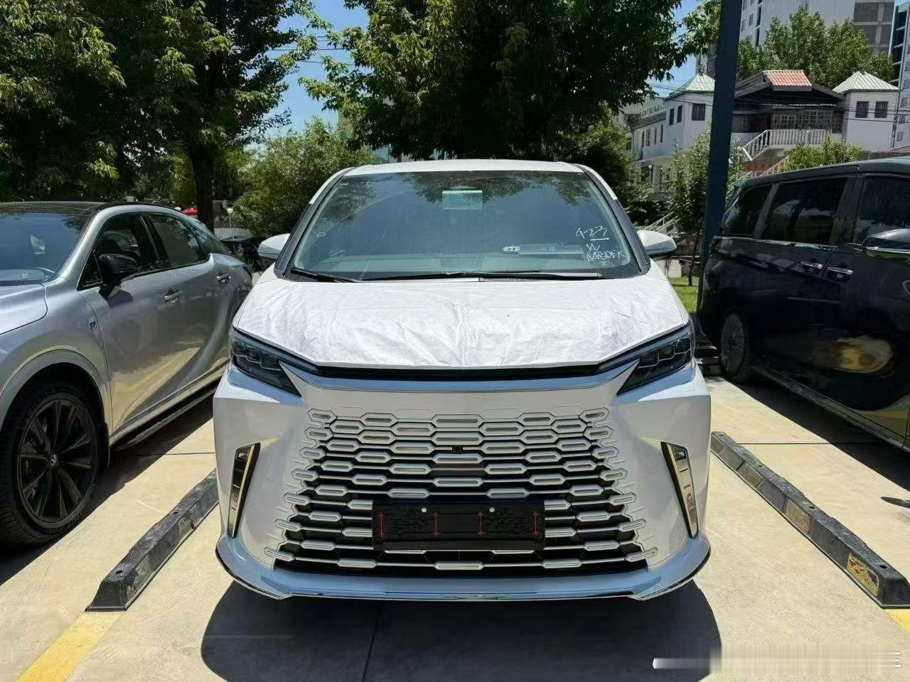 25款 中亚版LM350h白米（原码）带京环007380 155万4座，小桌板，