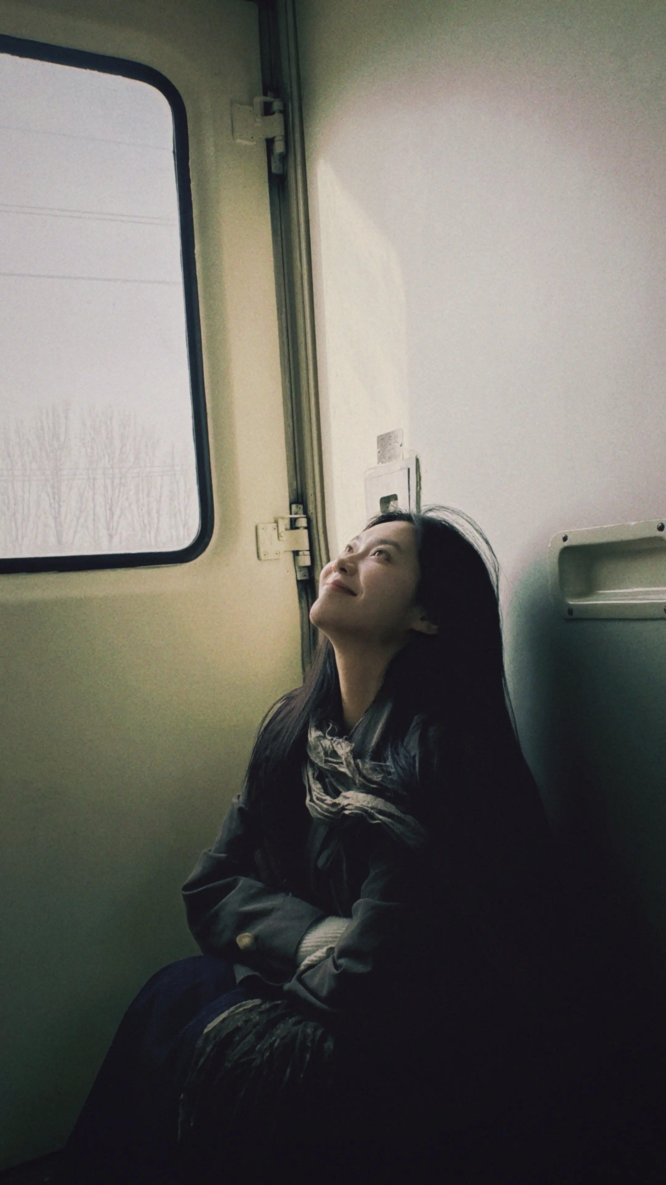 岁月匆匆转几个秋冬 我们错过之后再没相逢