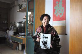 耗尽半生为英雄正名！29军后人深耕史料数十年，还原最真实的七七事变
 
李惠兰，