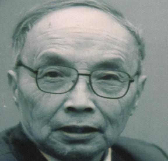1951年，渣滓洞的看守黄茂才被判处死刑，行刑当天，黄茂才突然大喊：“别杀我！我