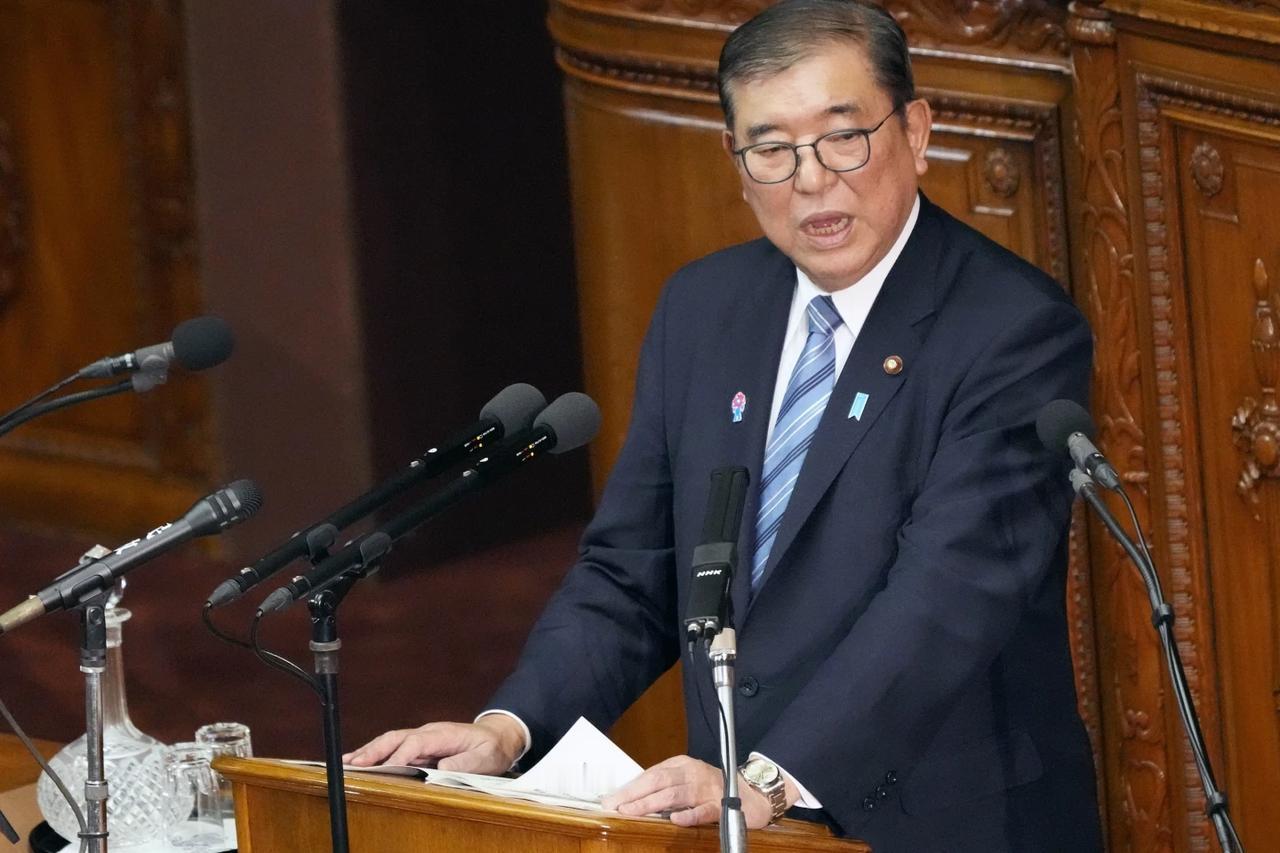 会晤仅隔5天，日本对华论调突变，中日外长谈了个寂寞

美日关税谈判持续胶着之际，