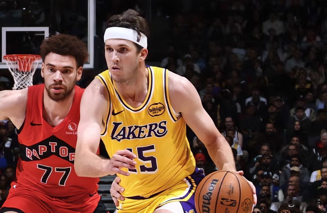 詹姆斯终于卸下了“记录包袱”，用一记助攻让记录作古，换球队一场胜利。不可否认的是