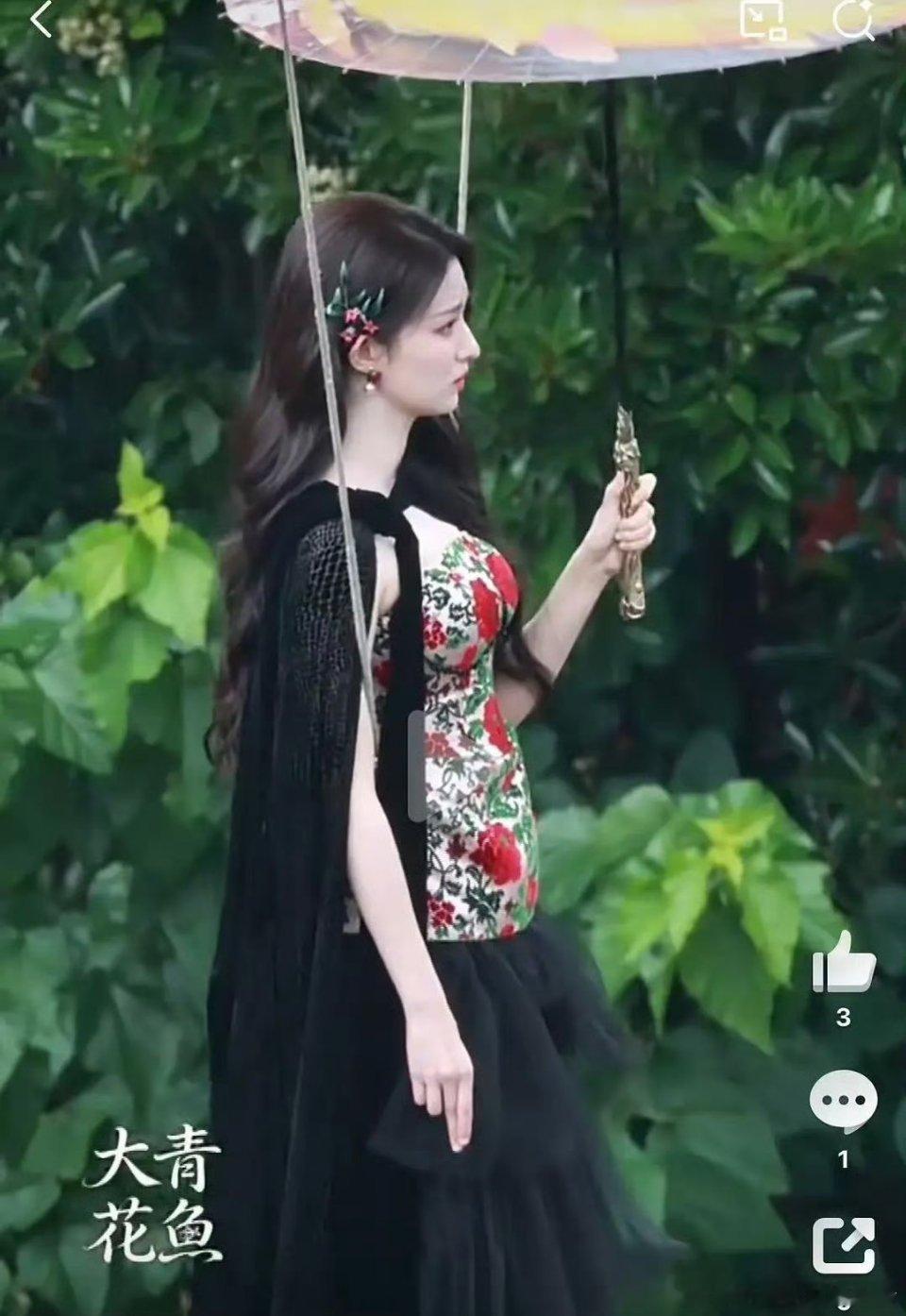 看见王楚然也有小肚子，我就没那么不舒服了…… 
