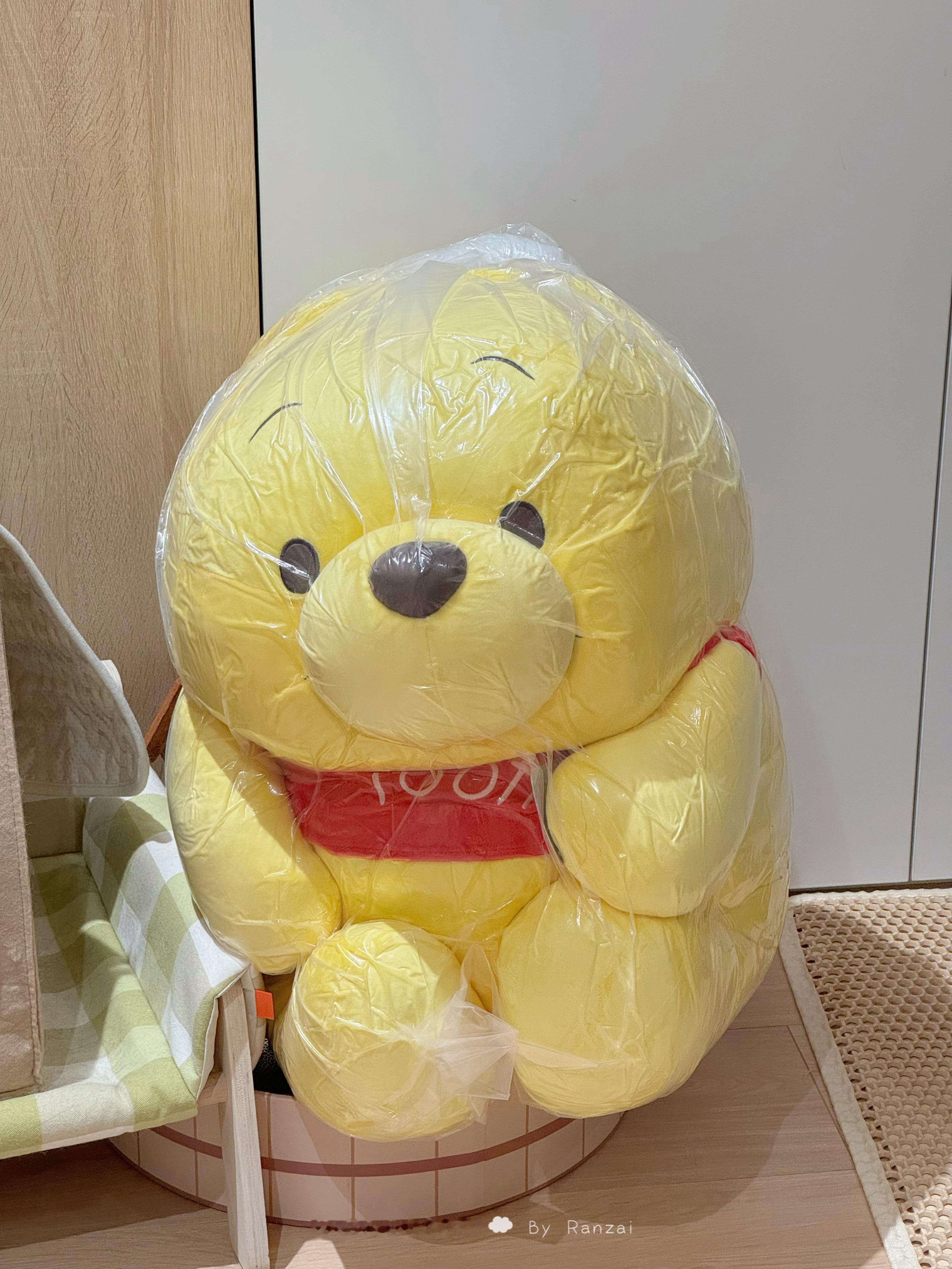 买了一个大噗噗周末拿去送给朋友的小孩，到货感觉也太可爱了很想自己也收一只！！！！