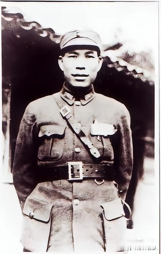 谭启秀（1887年-1949年），广东罗定县黎少区龙九村人，国民革命军第十九陆军