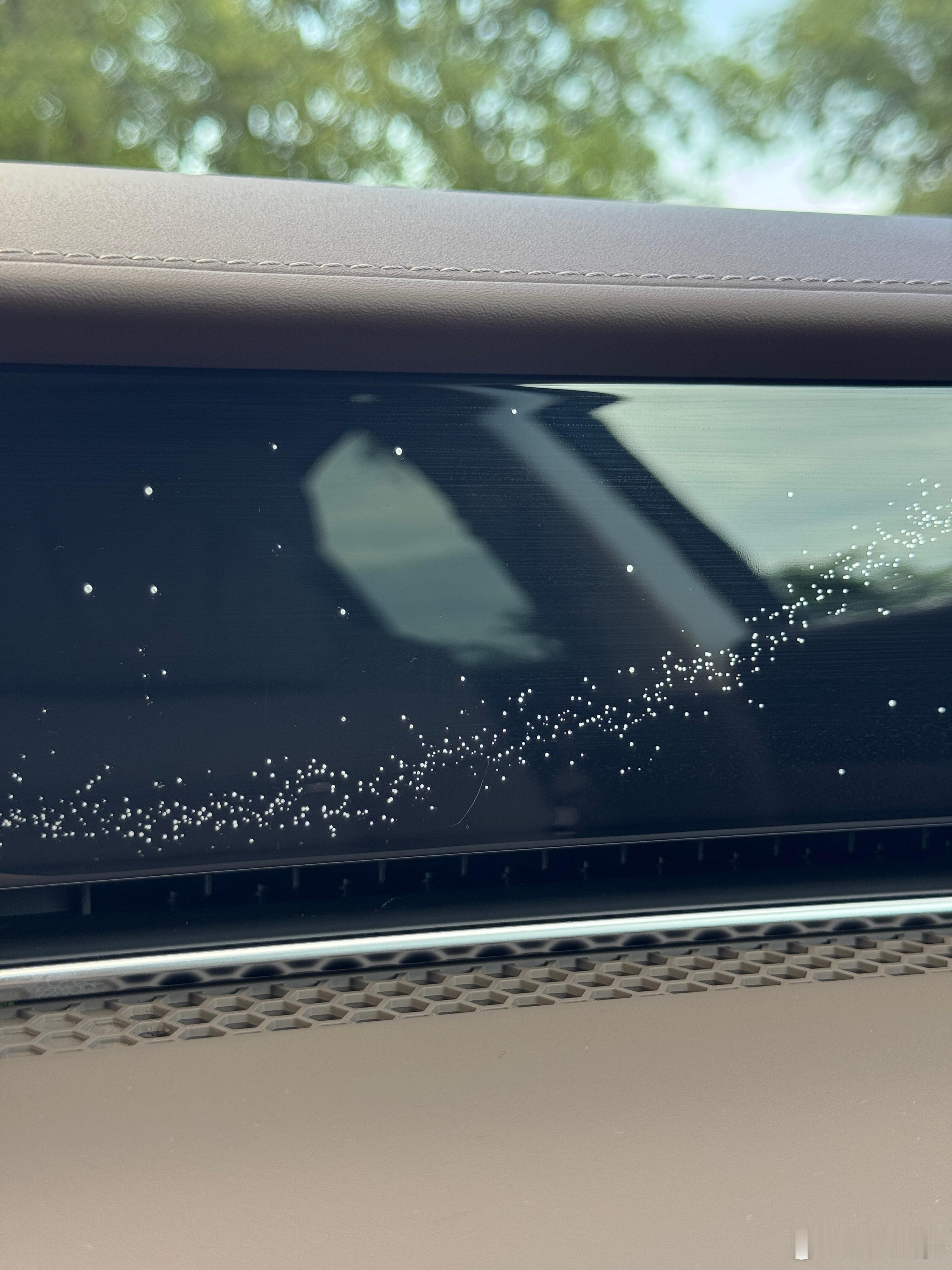 防碰撞 主动刹车，误触发带来的体验是灾难级的…… ​​​