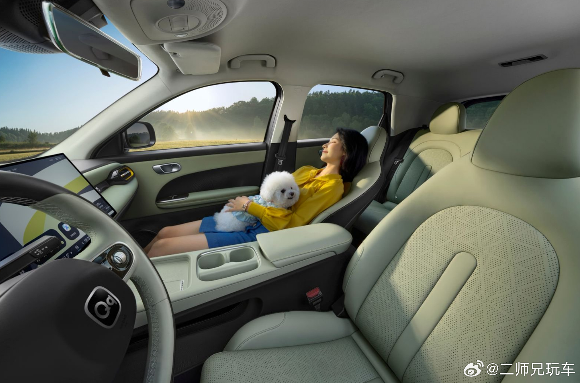 全新QQ3上市，情怀之外，产品力能打吗？3月30日，成都露天音乐公园，全新QQ3