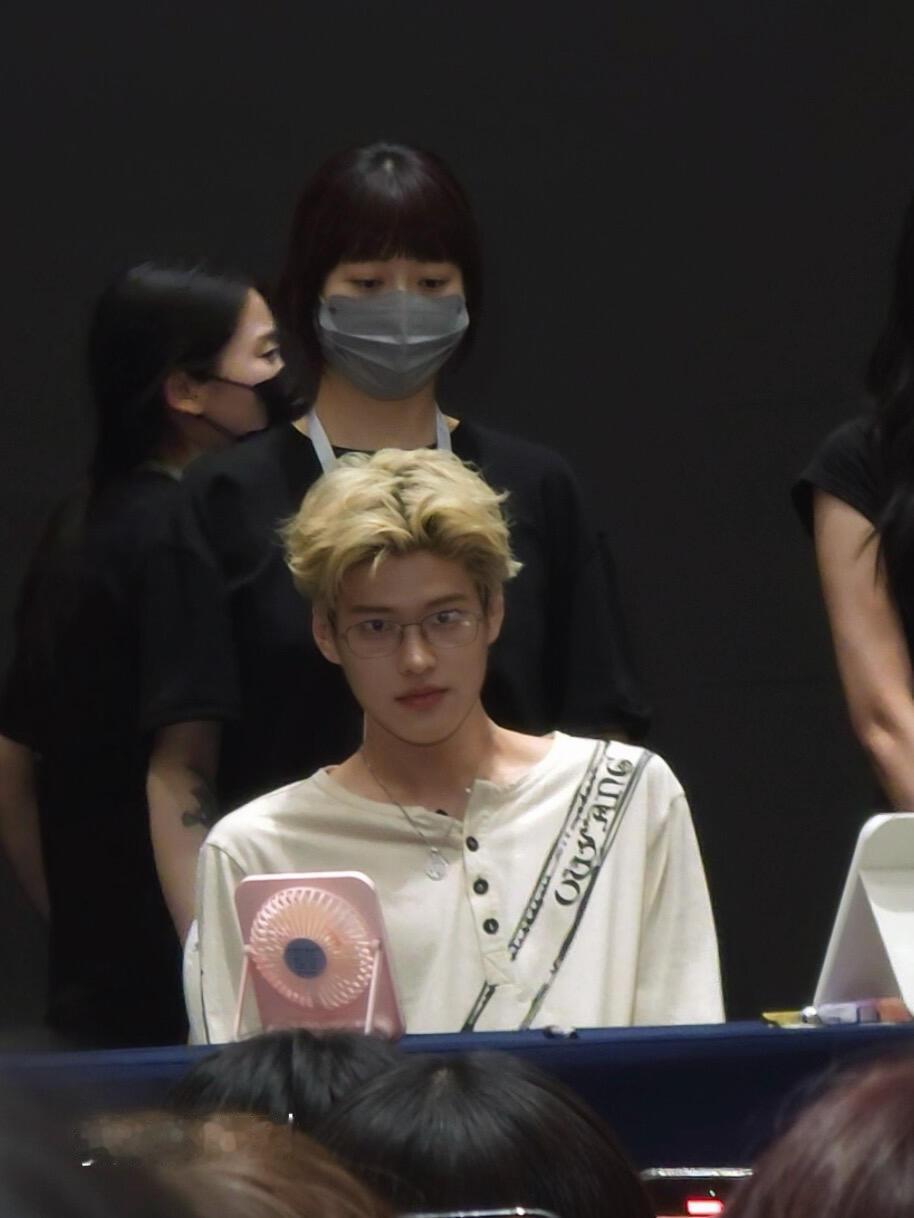 260606 KMS上海签售神！！！✨©️🍠我说的都对（感谢授权分享！） 