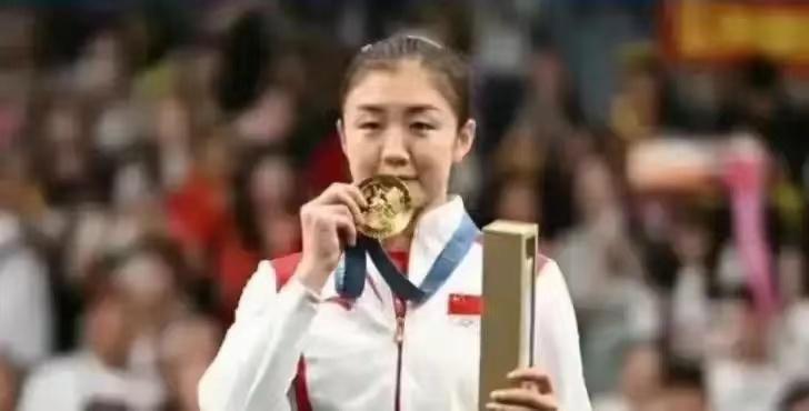 实话实说，陈梦真的很牛！
同邓亚萍、张怡宁、李晓霞、王楠、丁宁等一众奥运女单冠军