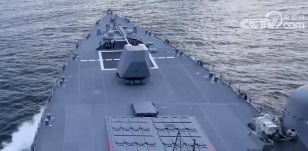 俄罗斯专家有一句话说的话糙理不糙：如果中国真的跟日本打起来，那么想在中国屁股后面