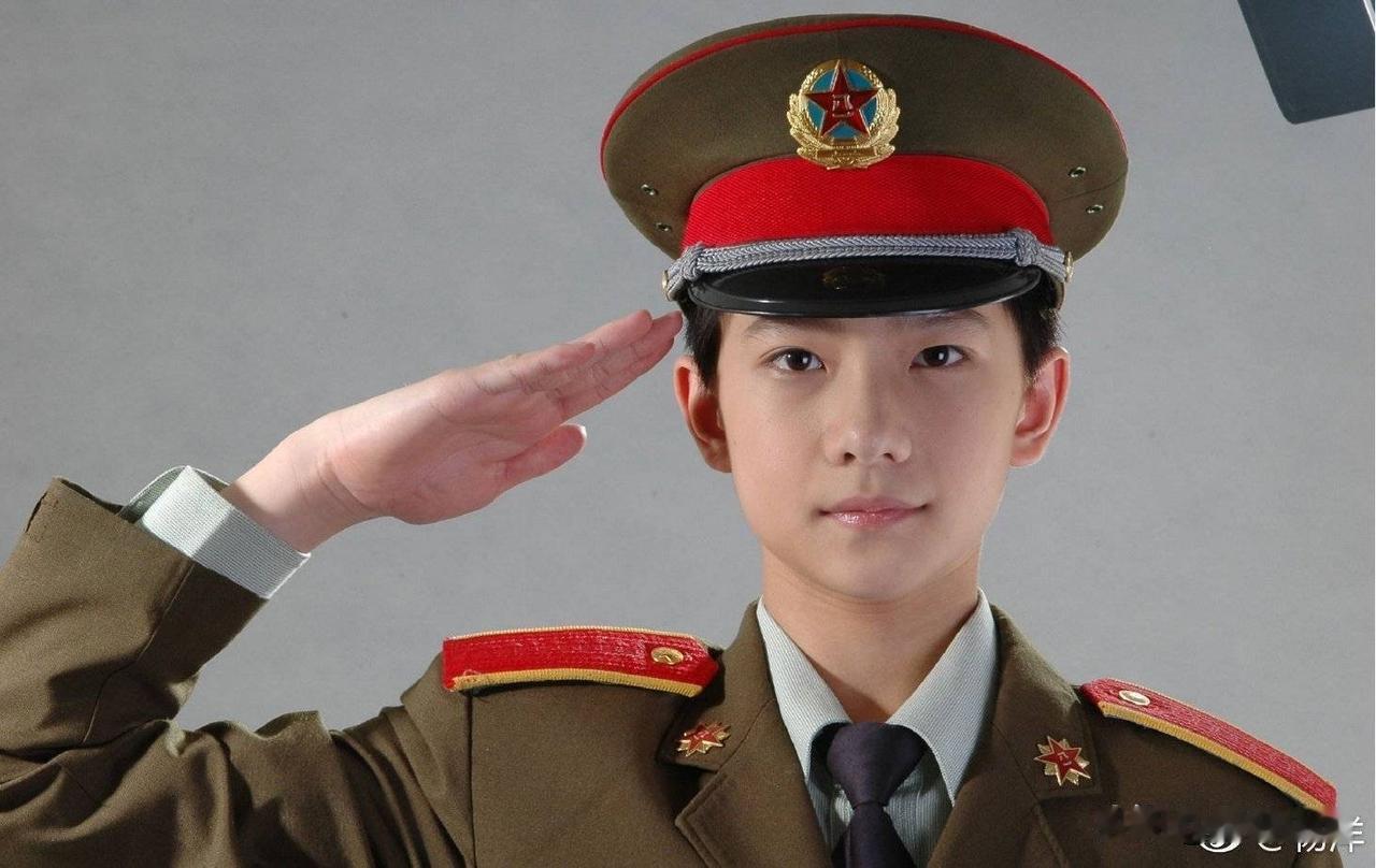 考古，你可能没见过的军艺小杨洋

谁能想到？杨洋11岁就敢自己做决定！

瞒着谁
