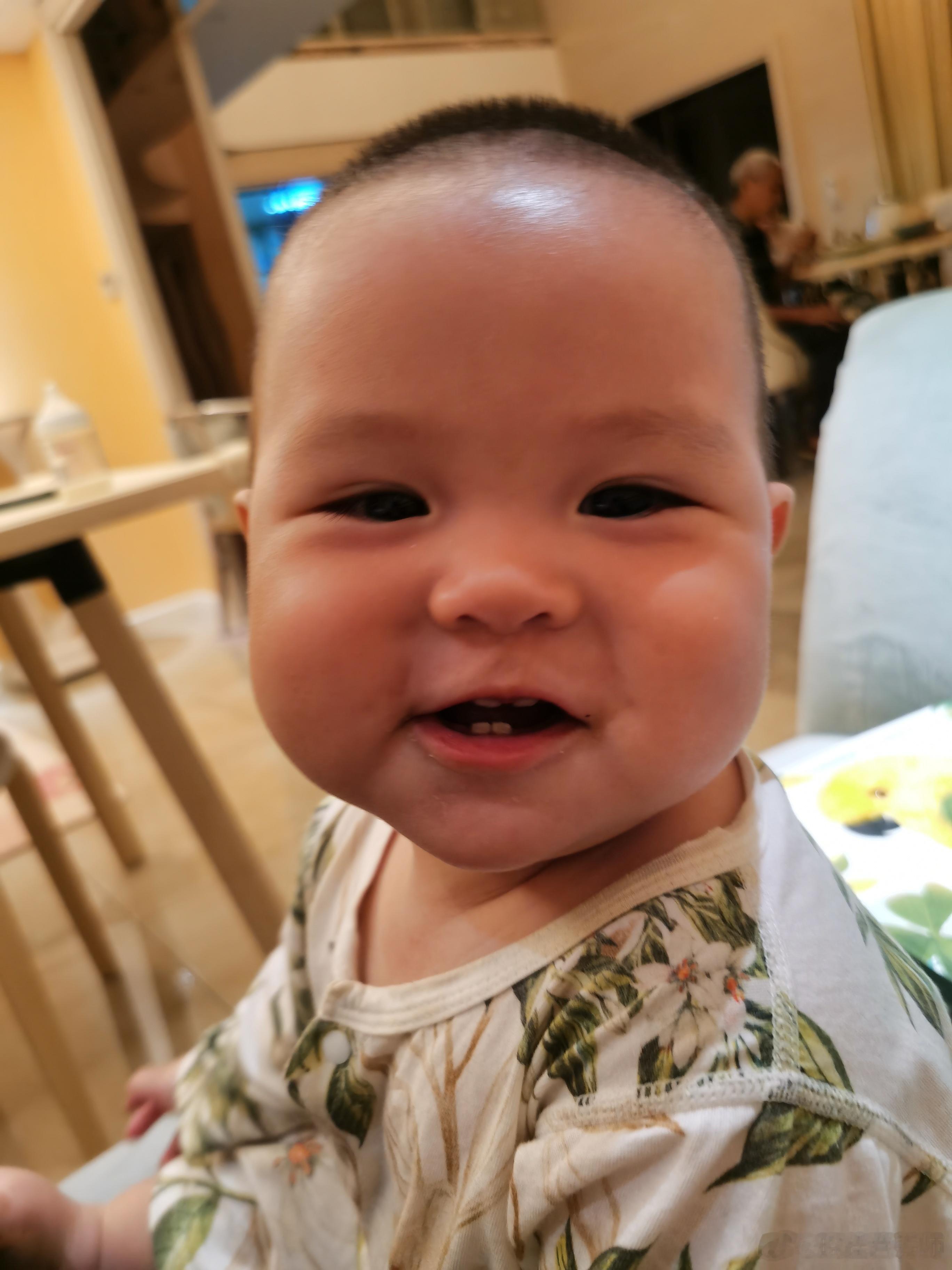 叔叔阿姨们，今天也要开心鸭[嘻嘻]#记录生活##萌娃养成记# ​​​
