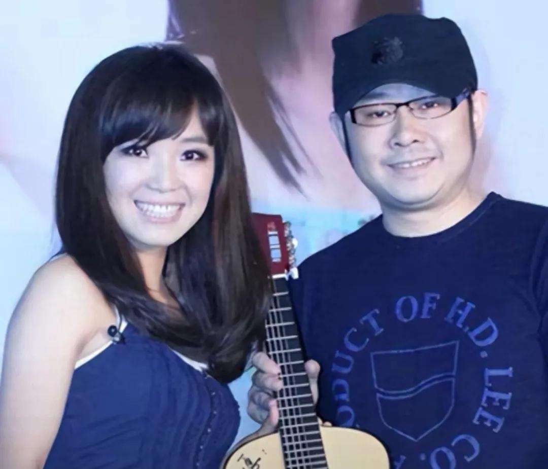 合久必分。刀郎和云朵的事，全网纷纷嚷嚷，各种各样的声音都有，多半是诋毁云朵忘恩负