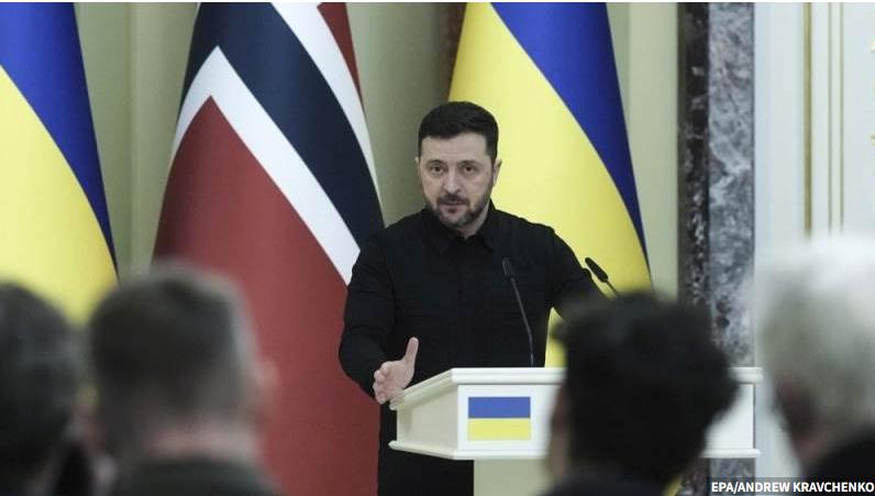 [泽连斯基：俄是否愿结束战争取决于美国]
乌克兰总统泽连斯基2月27日表示，俄罗