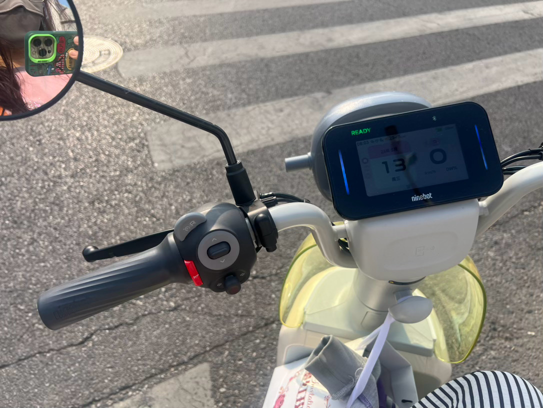 早上起来觉得暴躁看啥不顺眼医院还没来电话☎️想推迟手术队友啥也不懂一早上更烦躁?