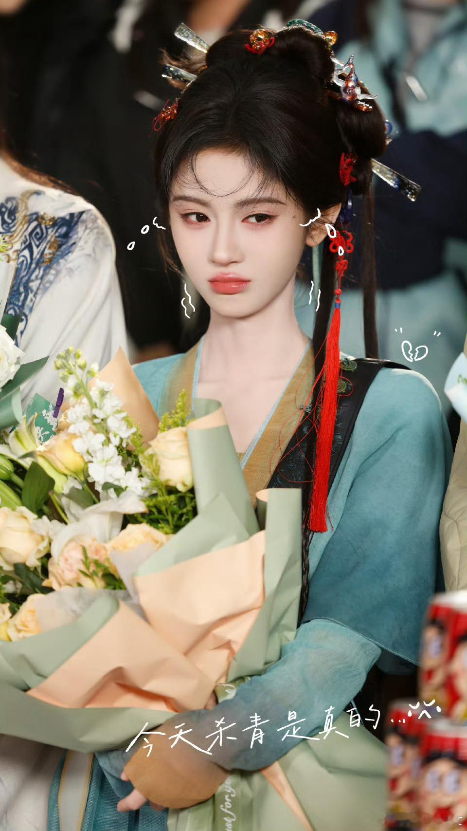 鞠婧祎鞠婧祎和阿黛说再见没有人比鞠婧祎更喜欢阿黛这个角色离别是为了更好的遇见！！