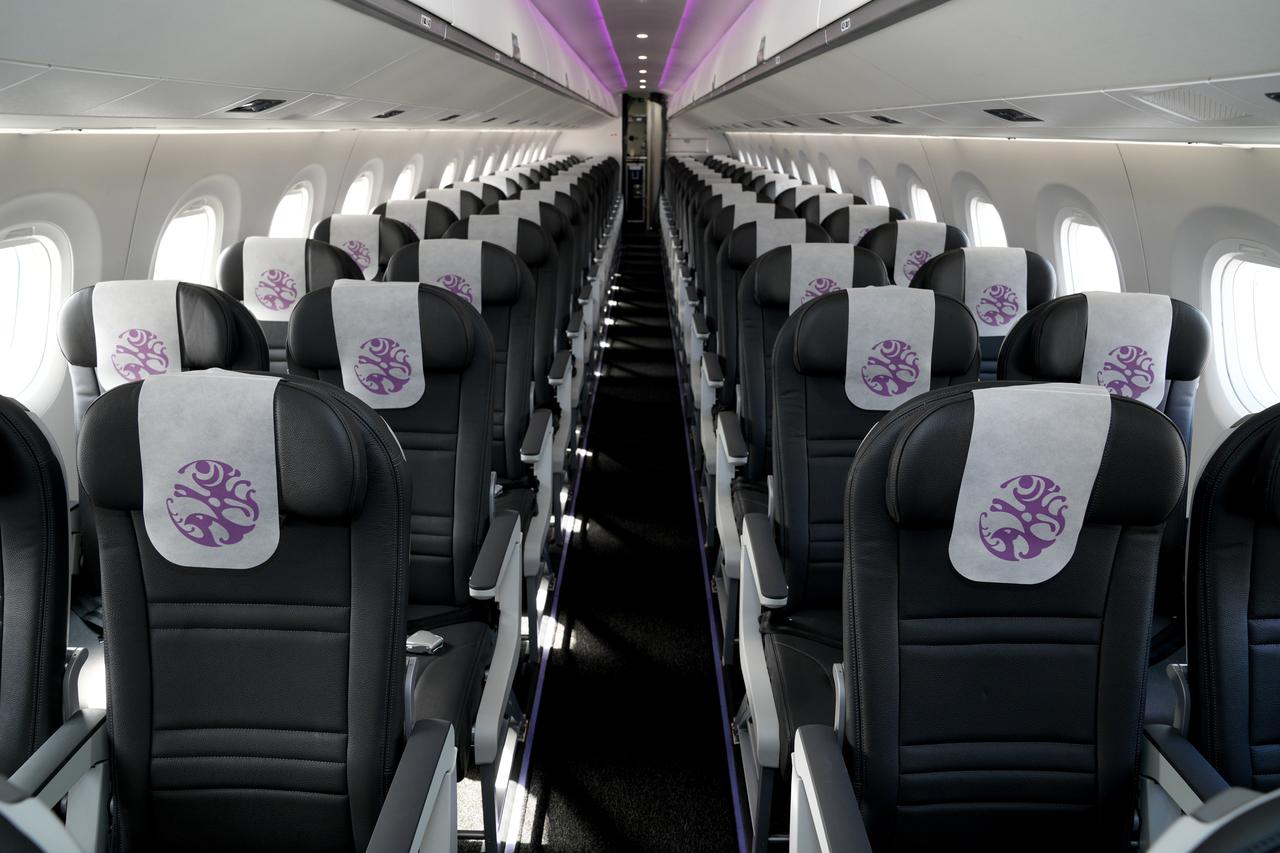 近日，2026年新加坡航展正式举办，巴航工业发布图文，展示了亮相静态展区的KC-