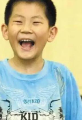 “国家的一大损失！”2000年，山东有一神童，短短的2天便念完小学，10岁那年参