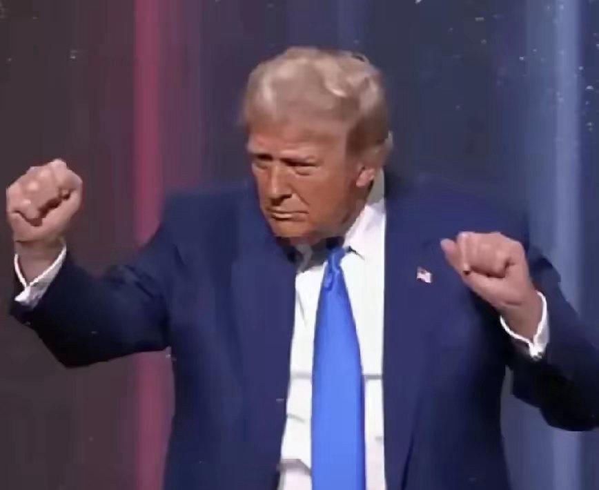 两条主线 明天注意三点今天大盘在隔夜美股下跌的影响下，两市大盘低开高走，盘中科技