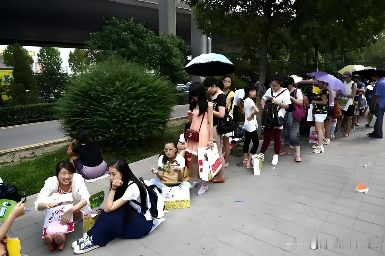 老师最被误解的真相：严格不是针对，冷漠才是最大的负责
当下教育最讽刺的矛盾：家长
