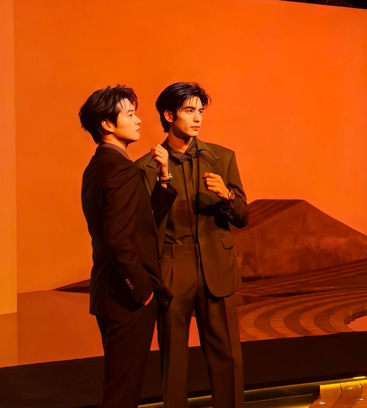 完了，我甚至觉得魏大勋也没有很输宋威龙，差别不大 