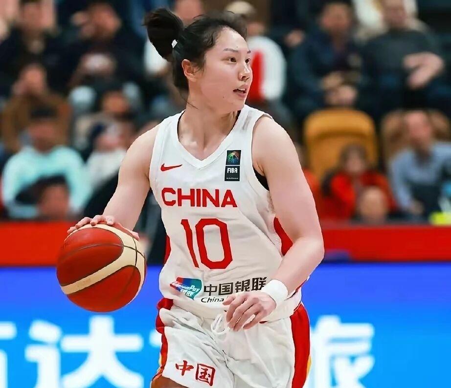 对阵弱队手感冰冷！唐子婷全场7分多次三不沾，引发球迷热议
 
本场比赛唐子婷的赛