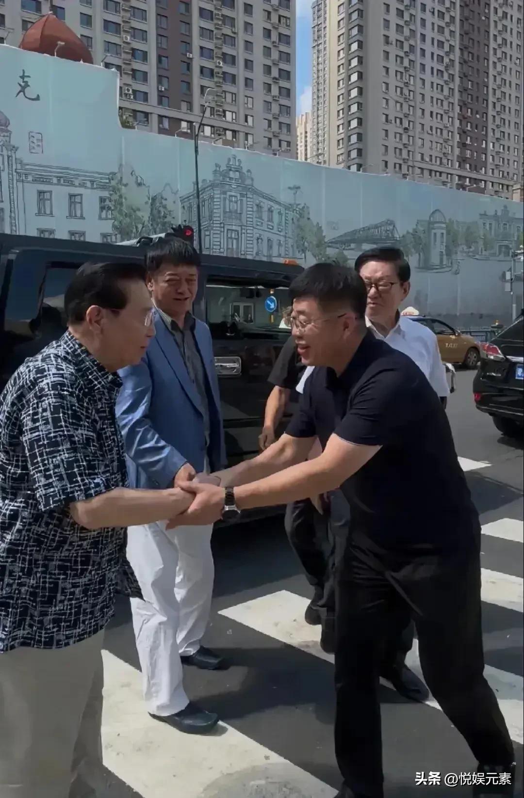 人真的就是命，
李双江老师奋斗一辈子，
快九十岁了，转头已成空，
却还要奋斗，到