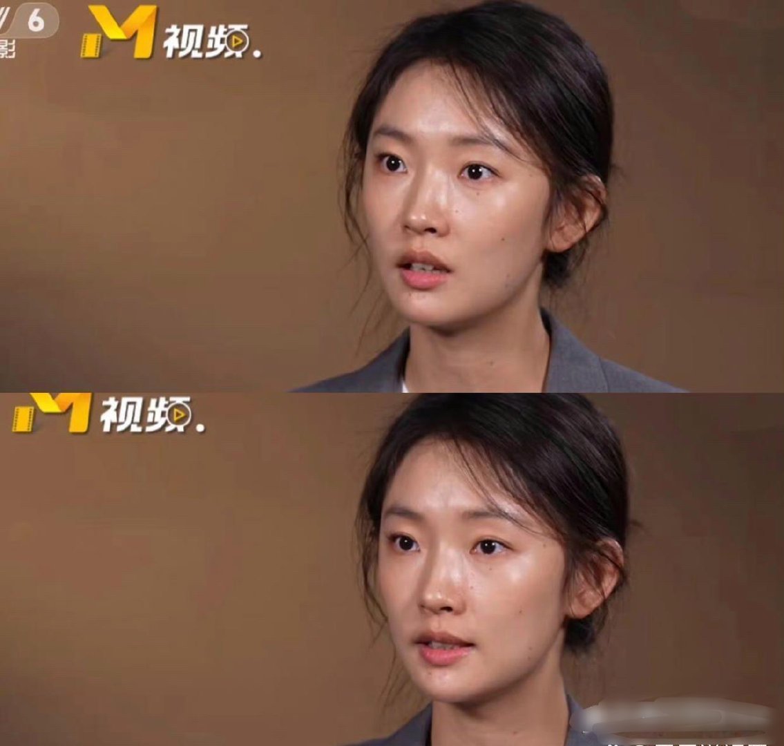 这才是老实本分的姑娘，有人说上央视得素颜，她就果真顶着一张冒油光的纯素颜去了。 