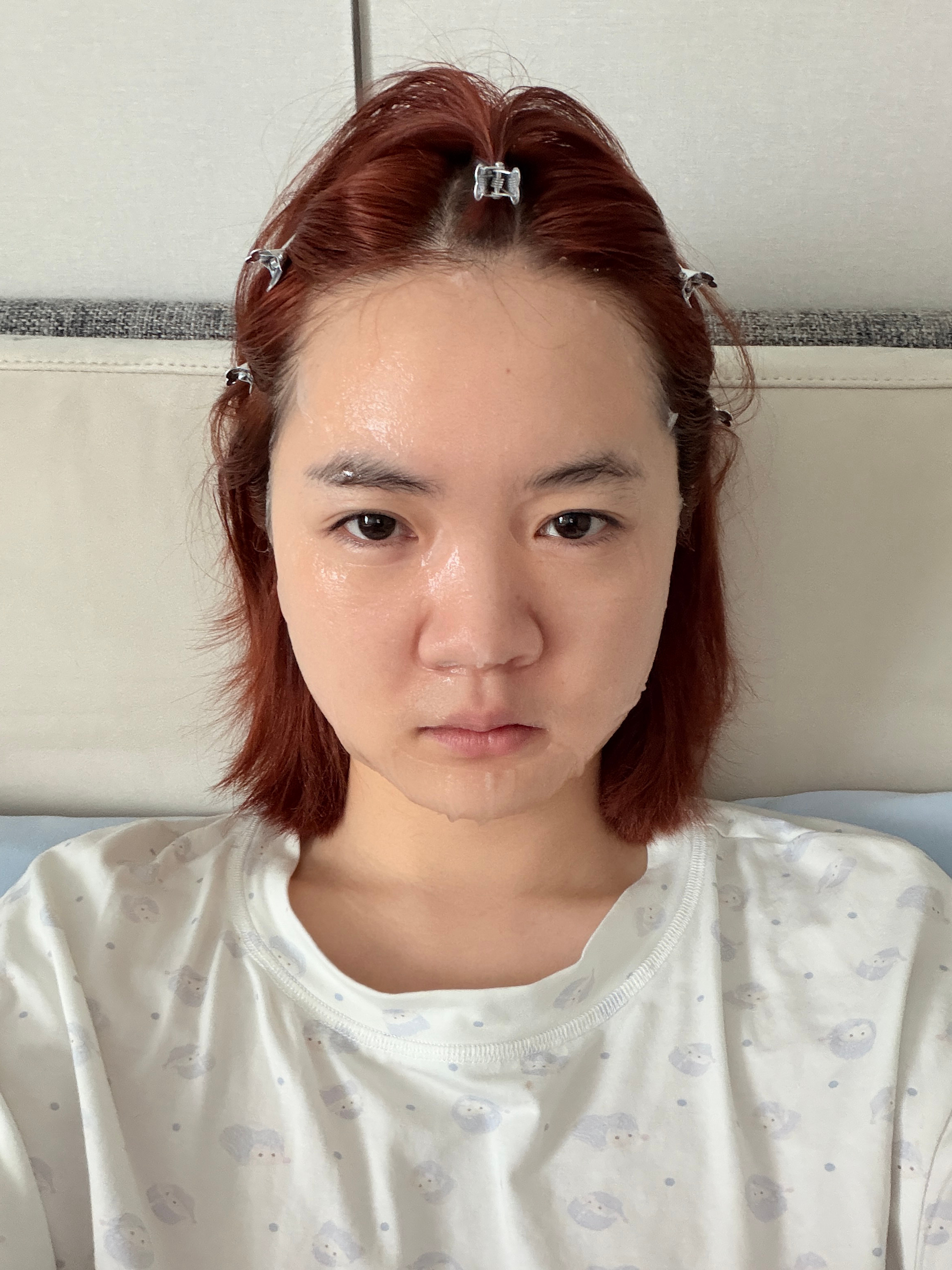 人真的不要轻易改变自己的习惯！！昨晚上佳文哥以他那边是空调风口说自己每天都是被冷