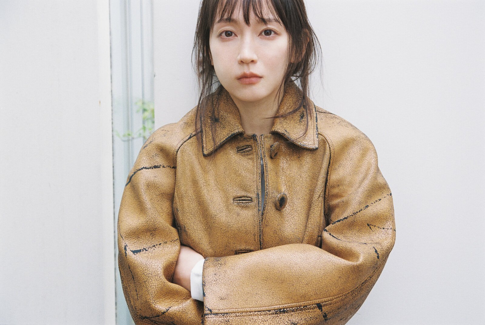 日娱新闻吉冈里帆 吉冈里帆 杂志《madame Figaro Japon》 