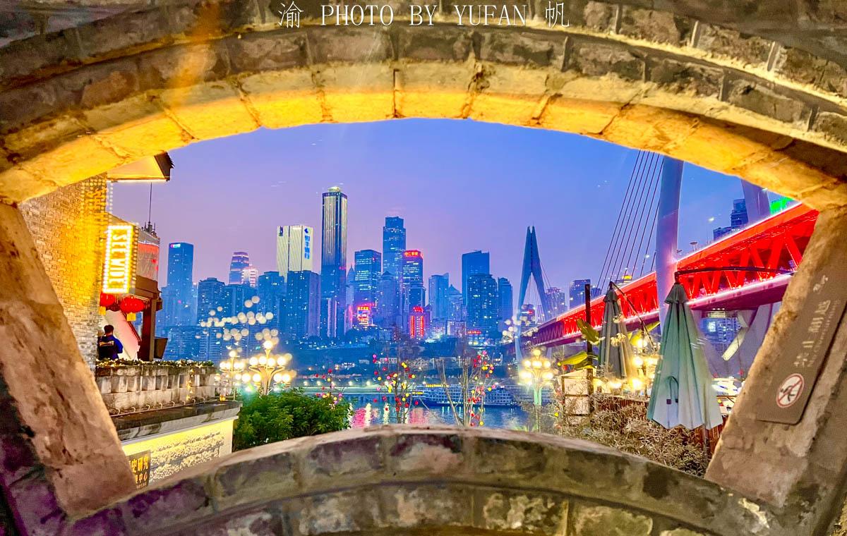 2025年重庆十大要闻，大家有没有补充？
一、重庆两江新区成为继浦东、滨海之后第