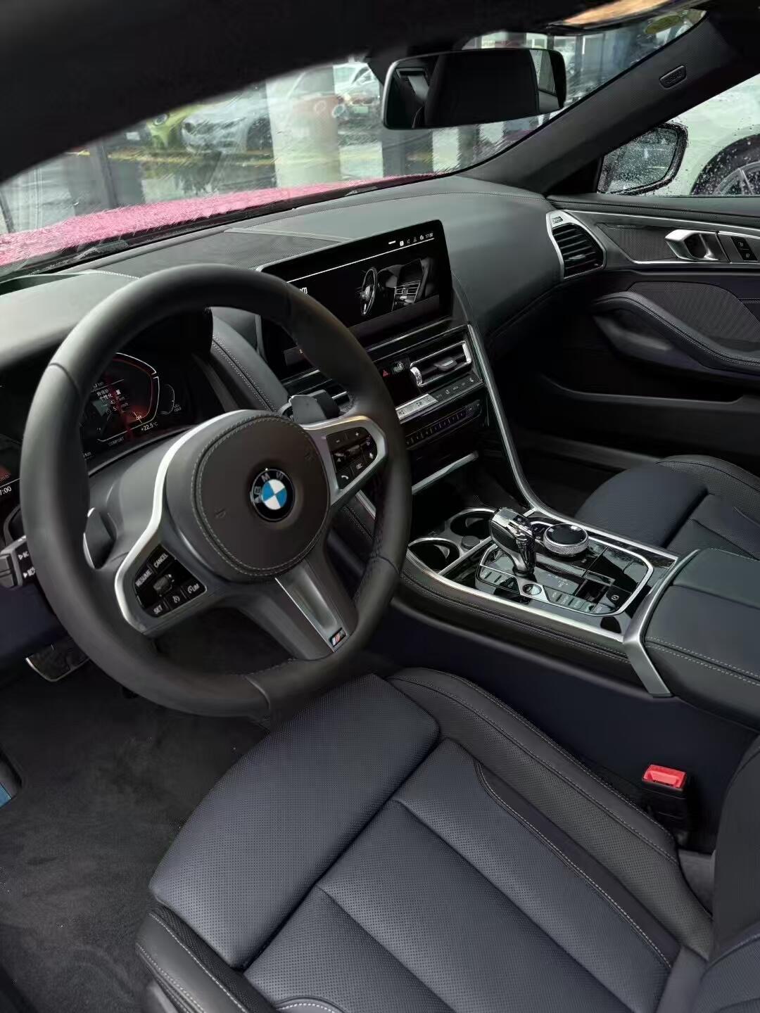 斯特鲁宾亮红的双门宝马840太性感了宝马840i双门M运动，厂方总裁配车2025