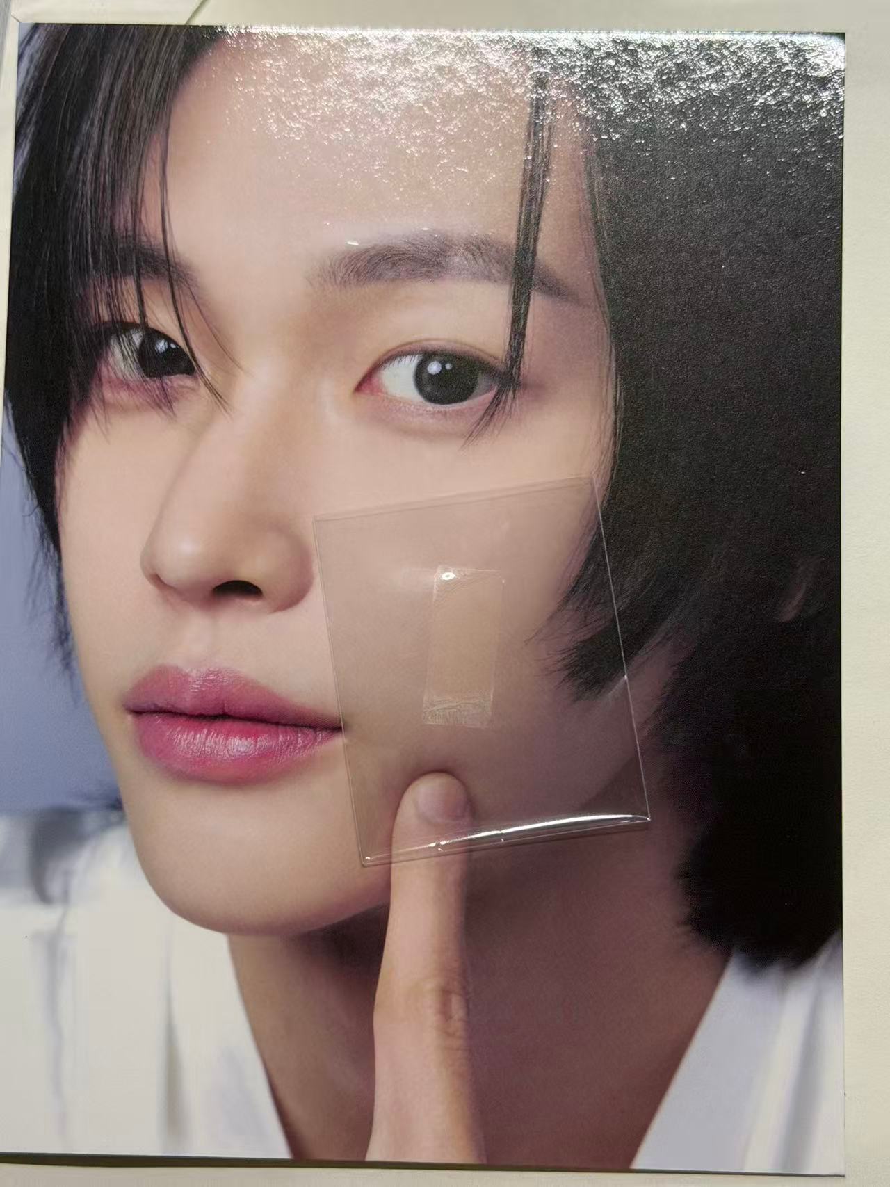 wonbin 今天拆了才知道，怎么是贴在脸上的...我无语了 