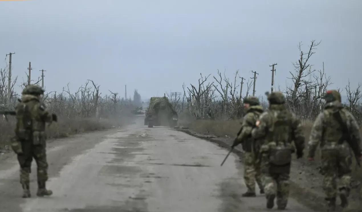 【俄军战果不菲，乌克兰易城又失地】
当地时间2026年4月1日，俄罗斯国防部在特