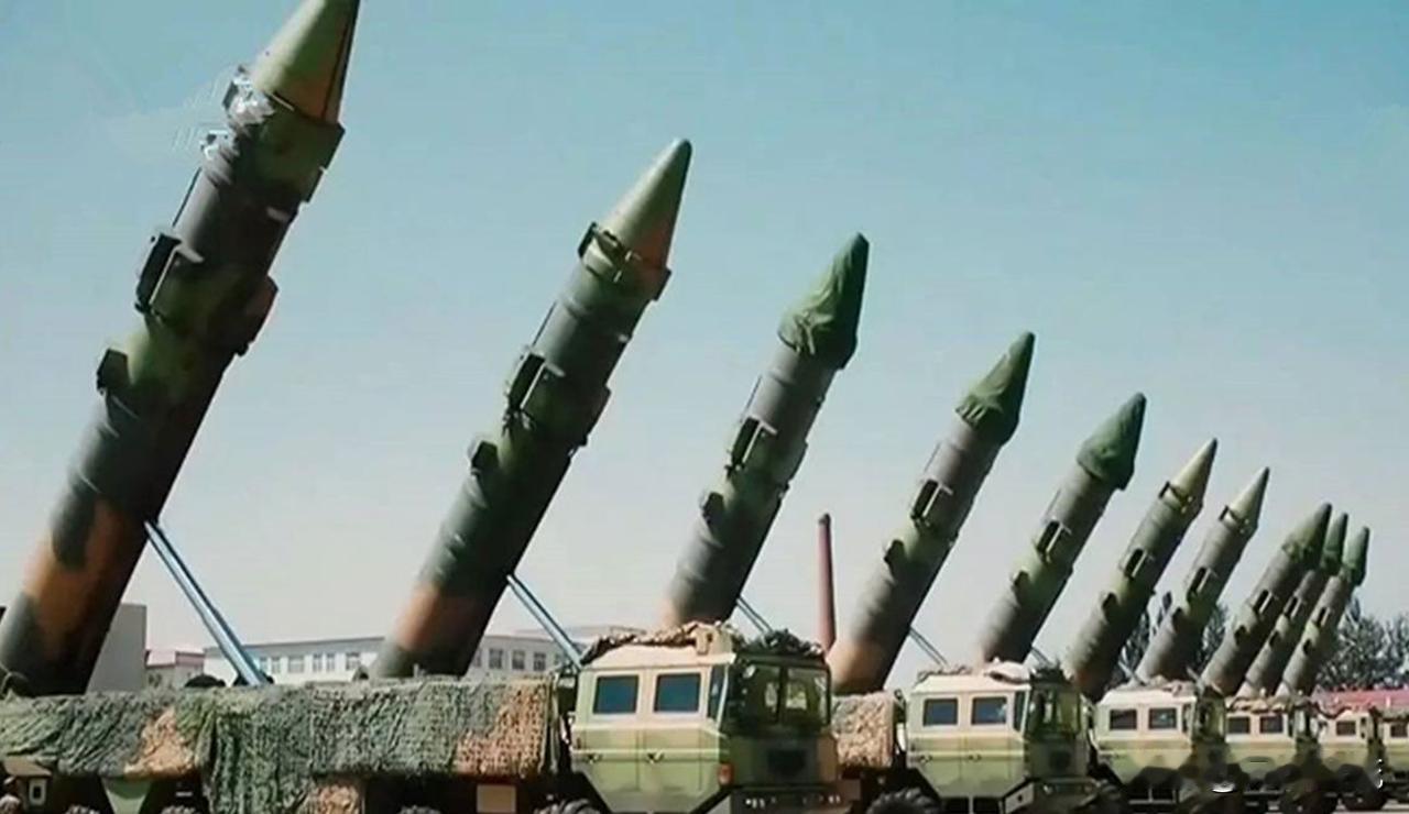 台海冲突非速决战，美国后勤露短板，持久消耗谁扛得住？
岛内专家蔡钨铭在10月28