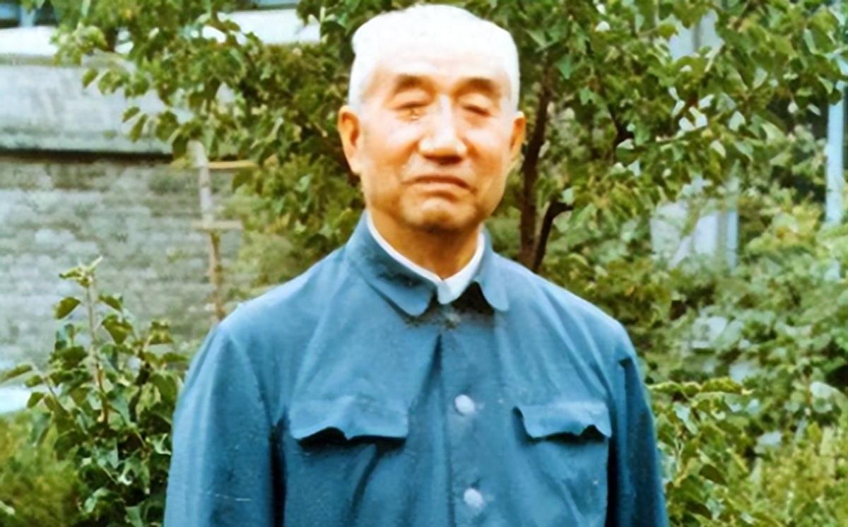 徐向前晚年曾透露，若没有发生西安事变，中央其实早就准备了一道关键杀手锏！
193